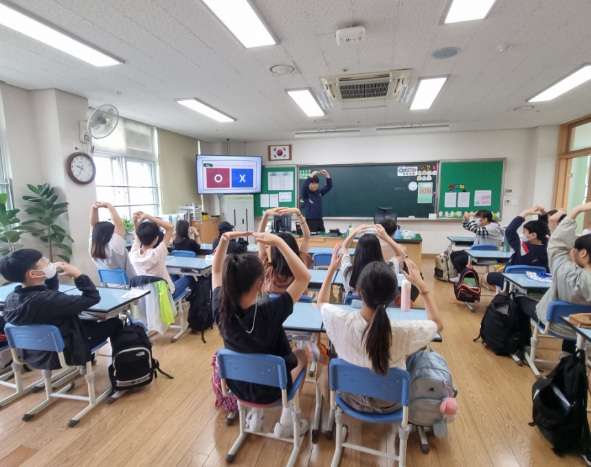 광주천 생태습지 교육 (초등학교 내 습지 기초 이론교육)